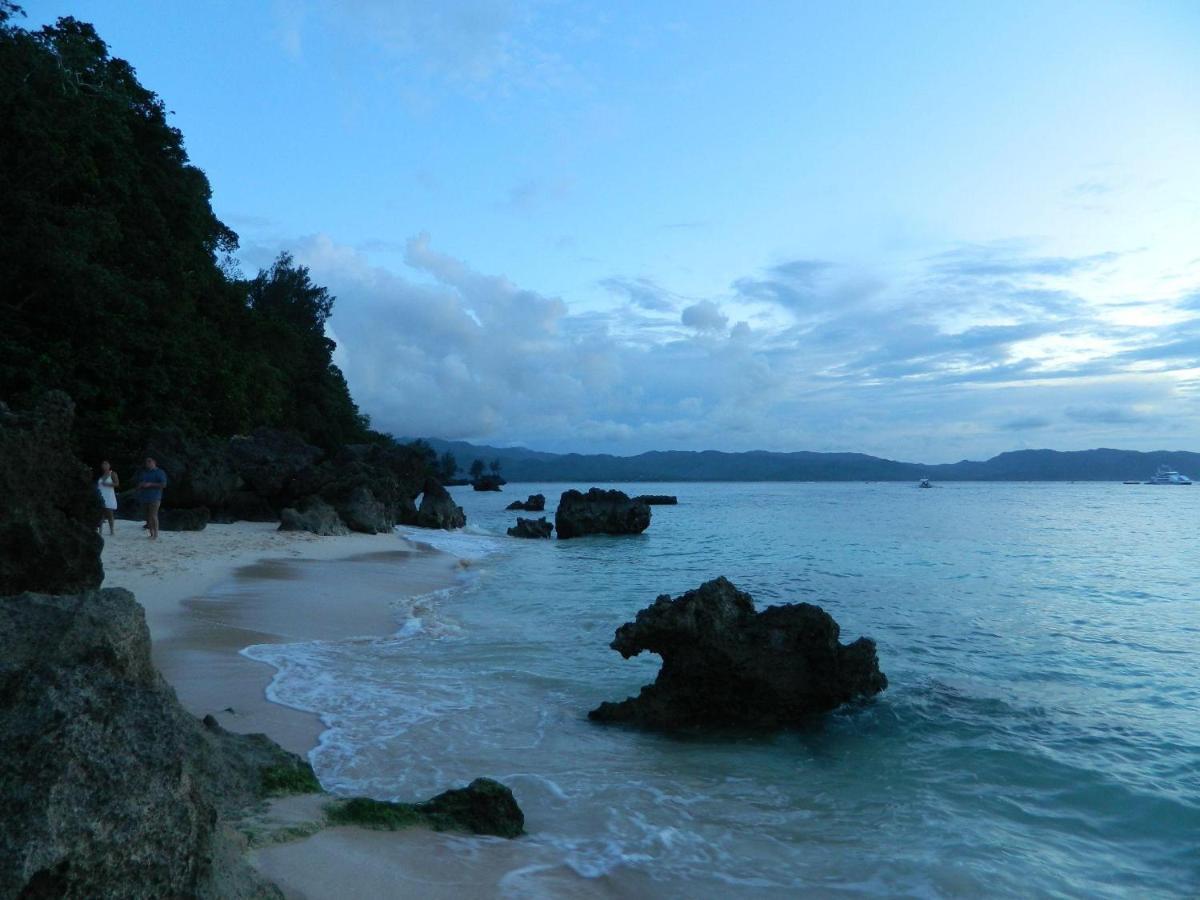 Kaiyana Boracay Beach Resort Manoc-Manoc Exteriör bild